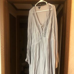 Torrid gray dress size 4 with small hole